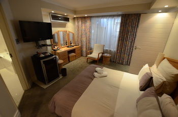 Norscot Manor Guest Lodge Сандтън Екстериор снимка