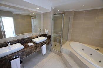 Norscot Manor Guest Lodge Сандтън Екстериор снимка